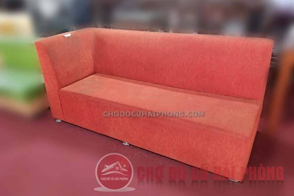 Sofa thanh lý màu đỏ